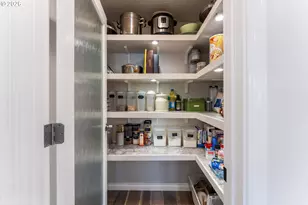 1893 NE 12th Ave, Hillsboro, OR 97124 - Photo 16