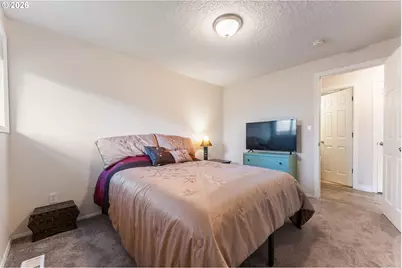 1893 NE 12th Ave, Hillsboro, OR 97124 - Photo 24