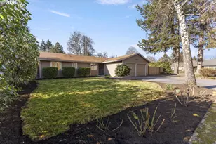 1893 NE 12th Ave, Hillsboro, OR 97124 - Photo 2