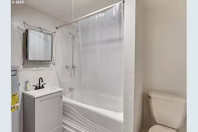 299 SW 3rd Ave, Canby, OR 97013 - Photo 26