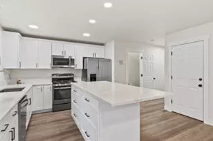 9613 NE 26th Pl, Vancouver, WA 98665 - Photo 12