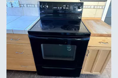 591 Wayne Dr N, Keizer, OR 97303 - Photo 8