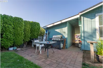 11105 NE Main St #6, Donald, OR 97020 - Photo 18