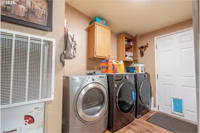 11105 NE Main St #6, Donald, OR 97020 - Photo 16