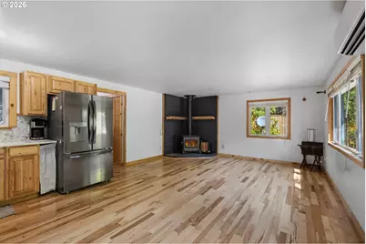 271 Anita Ln, Glide, OR 97443 - Photo 12
