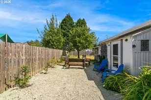 875 Division St NE, Bandon, OR 97411 - Photo 6