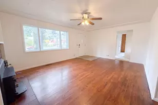 11500 SE Hawthorne St, Portland, OR 97216 - Photo 10
