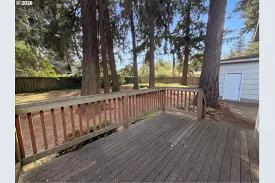 11500 SE Hawthorne St, Portland, OR 97216 - Photo 6