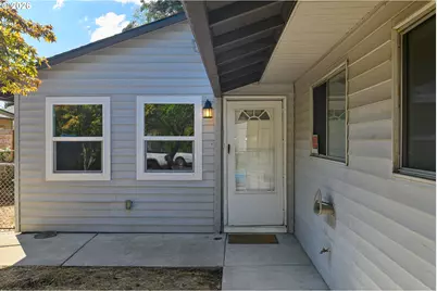 6633 SE 83rd Ave, Portland, OR 97266 - Photo 2