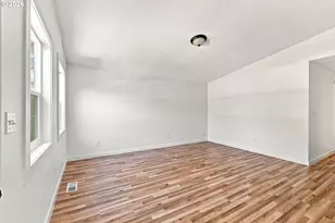 6633 SE 83rd Ave, Portland, OR 97266 - Photo 4