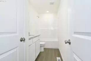 3905 SW Duniway Ln, Gresham, OR 97080 - Photo 20