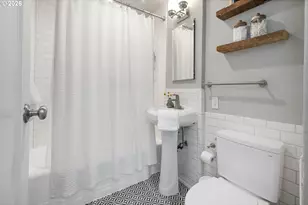 7518 SE Evergreen St, Portland, OR 97206 - Photo 14