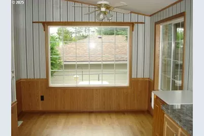 241 Twin Oaks Loop, Winston, OR 97496 - Photo 14