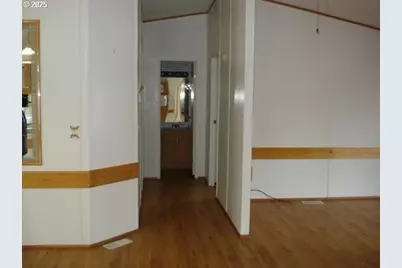 241 Twin Oaks Loop, Winston, OR 97496 - Photo 16