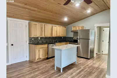 1545 Underwood Ave, Coos Bay, OR 97420 - Photo 2