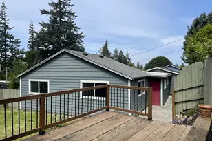 1545 Underwood Ave, Coos Bay, OR 97420 - Photo 1