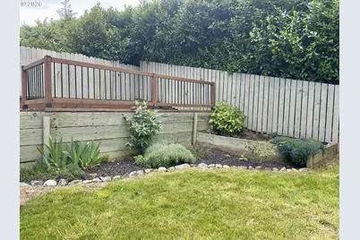 1545 Underwood Ave, Coos Bay, OR 97420 - Photo 36