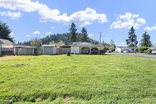 300 S 7th St, Creswell, OR 97426 - Photo 24