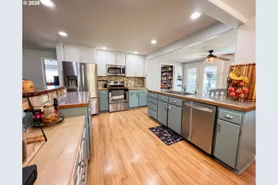 858 E Main St, John Day, OR 97845 - Photo 10