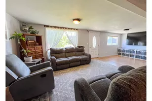 858 E Main St, John Day, OR 97845 - Photo 4