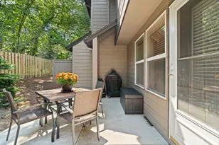 3926 Carman Dr, Lake Oswego, OR 97035 - Photo 12