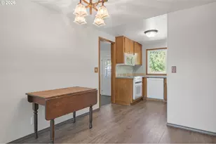 1180 Brockton Pl, Eugene, OR 97404 - Photo 6