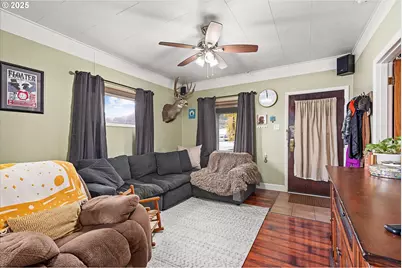 1410 Valley Ave, Baker City, OR 97814 - Photo 6