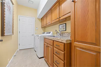 12856 NW Hartford St, Portland, OR 97229 - Photo 36