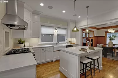 3445 NE Hassalo St, Portland, OR 97232 - Photo 18