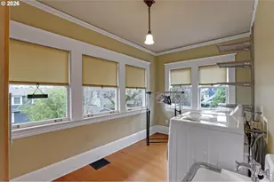 3445 NE Hassalo St, Portland, OR 97232 - Photo 34