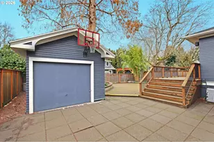 3445 NE Hassalo St, Portland, OR 97232 - Photo 44