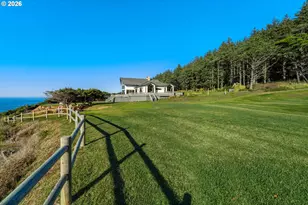 88515 Pacific Surf, Bandon, OR 97411 - Photo 10