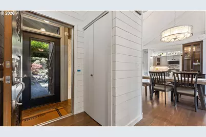 1320 Ingersoll St, Coos Bay, OR 97420 - Photo 6