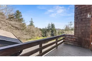 1320 Ingersoll St, Coos Bay, OR 97420 - Photo 10