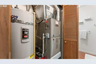 1320 Ingersoll St, Coos Bay, OR 97420 - Photo 42