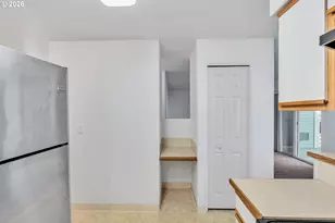 4614 W Powell Blvd, Gresham, OR 97030 - Photo 8