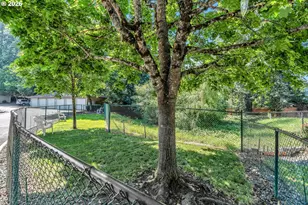4614 W Powell Blvd, Gresham, OR 97030 - Photo 26