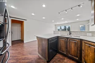 11900 NE 16th St, Vancouver, WA 98684 - Photo 12