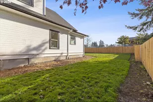 3102 NE Dekum St, Portland, OR 97211 - Photo 44