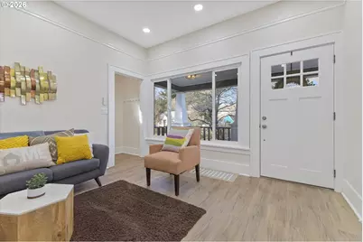 3102 NE Dekum St, Portland, OR 97211 - Photo 8