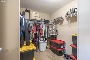 177 SW Mt Mazama St, McMinnville, OR 97128 - Photo 32