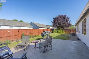 177 SW Mt Mazama St, McMinnville, OR 97128 - Photo 40