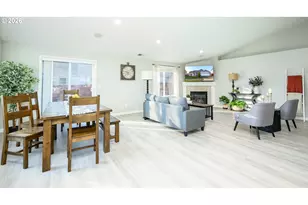 177 SW Mt Mazama St, McMinnville, OR 97128 - Photo 12