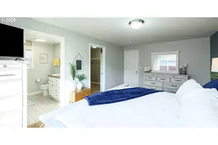 177 SW Mt Mazama St, McMinnville, OR 97128 - Photo 26