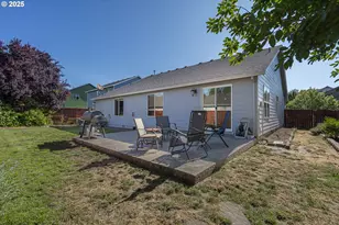 177 SW Mt Mazama St, McMinnville, OR 97128 - Photo 36