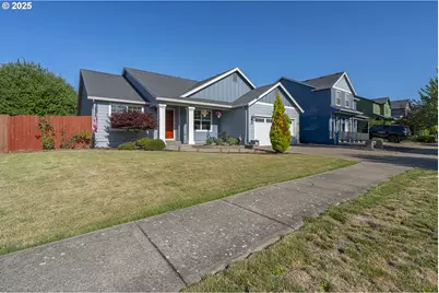 177 SW Mt Mazama St, McMinnville, OR 97128 - Photo 2