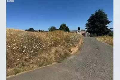 14270 SW Meeker Ter, Hillsboro, OR 97123 - Photo 16