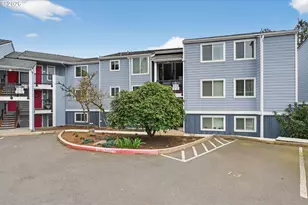 47 Eagle Crest Dr, Lake Oswego, OR 97035 - Photo 1