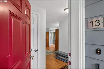 47 Eagle Crest Dr #13, Lake Oswego, OR 97035 - Photo 4