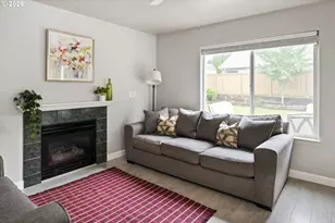 15006 SE Sieben Creek Dr, Clackamas, OR 97015 - Photo 16